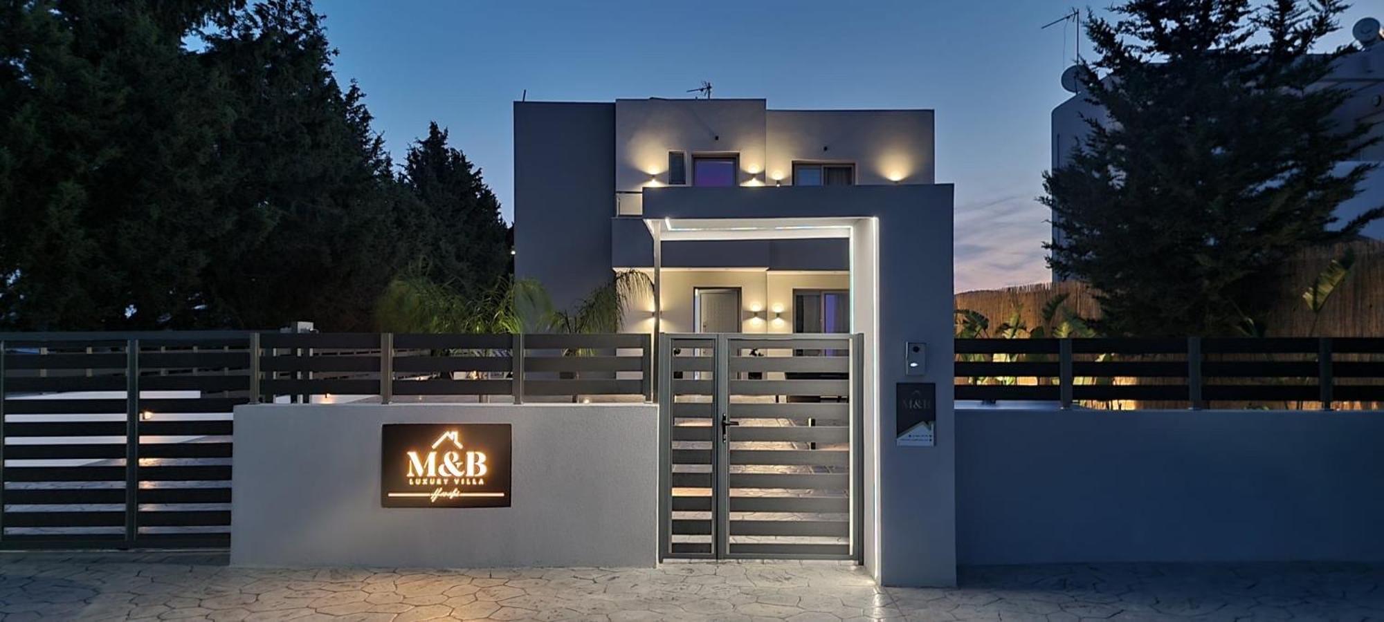 M&b Luxury Villa