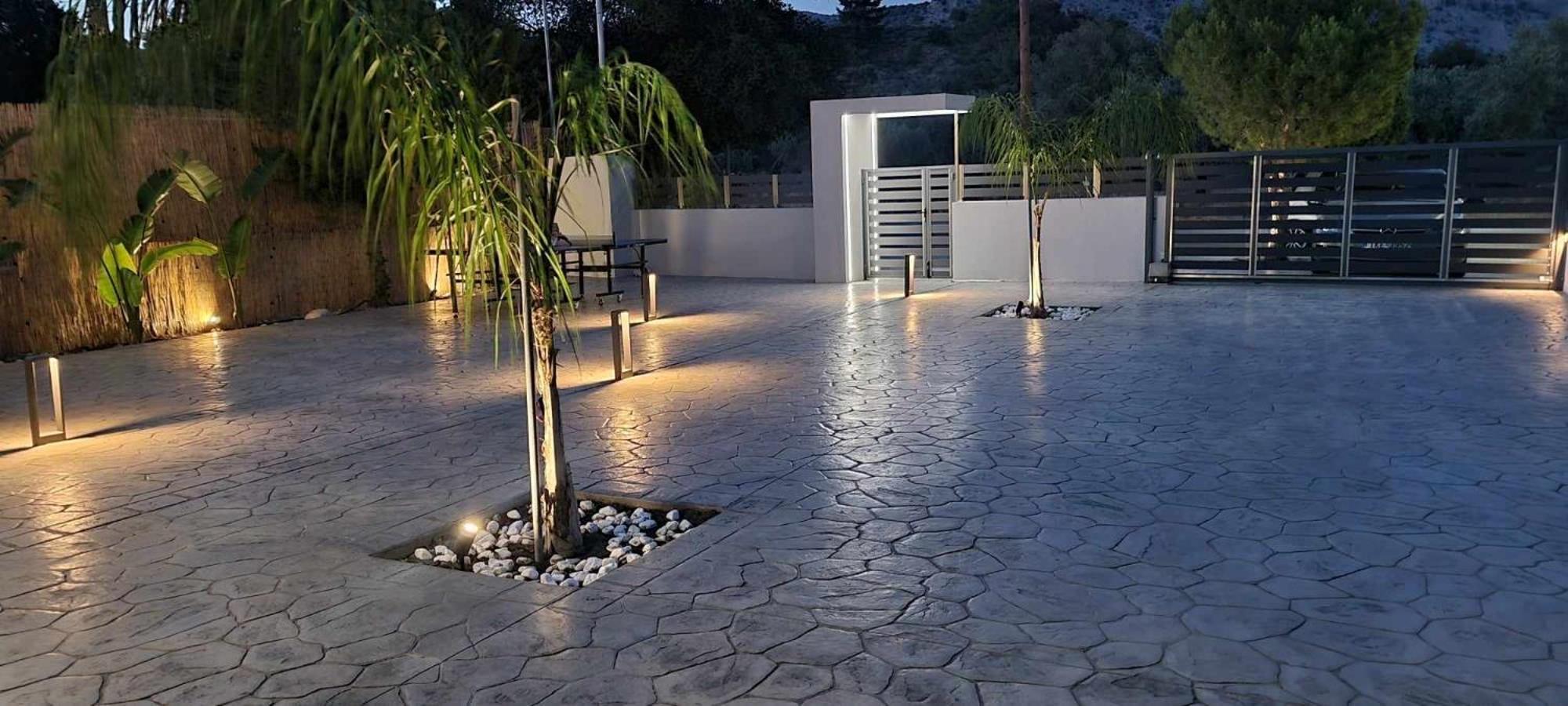 M&b Luxury Villa Charaki