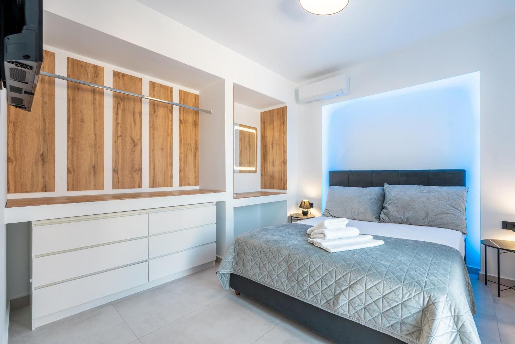 M&b Luxury Haraki